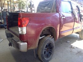 2008 TOYOTA TUNDRA, BURGUNDY, LIMITED MODEL, CREW CAB, 5.7L, AT, 4WD. Z26419


